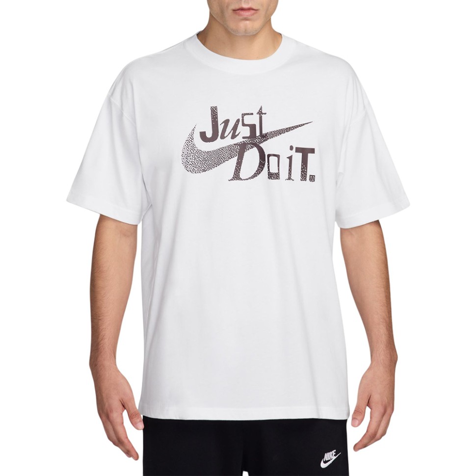 Футболка мужская Nike U NSW TEE LSE JDI белая IH1375-100 — Sport City Футболка мужская Nike U NSW TEE LSE JDI белая IH1375-100