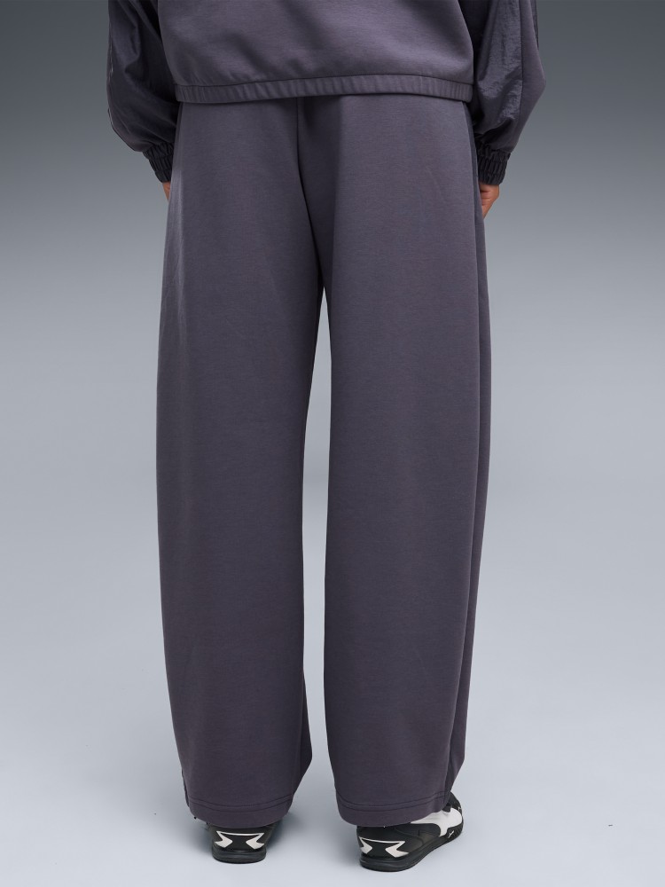 Брюки женские Puma HER Relaxed DK Barrel Leg Pants темно-синие 69402435 изображение 3