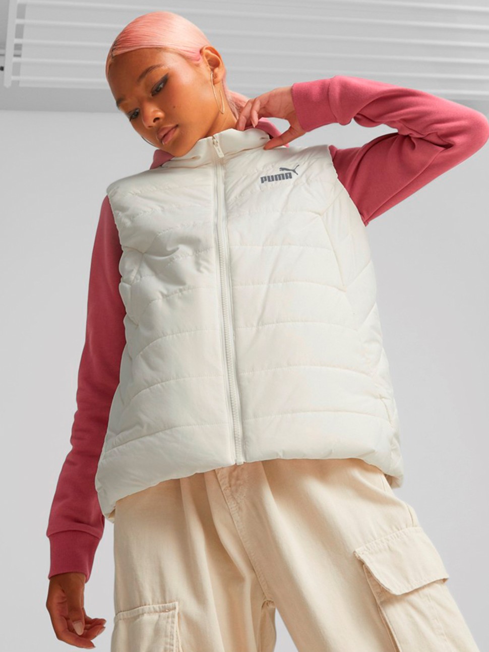 Жилет жіночий Puma ESS Padded Vest бежевий 84894165 — фото 2