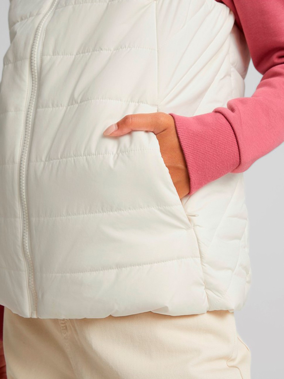 Жилет жіночий Puma ESS Padded Vest бежевий 84894165 — фото 6