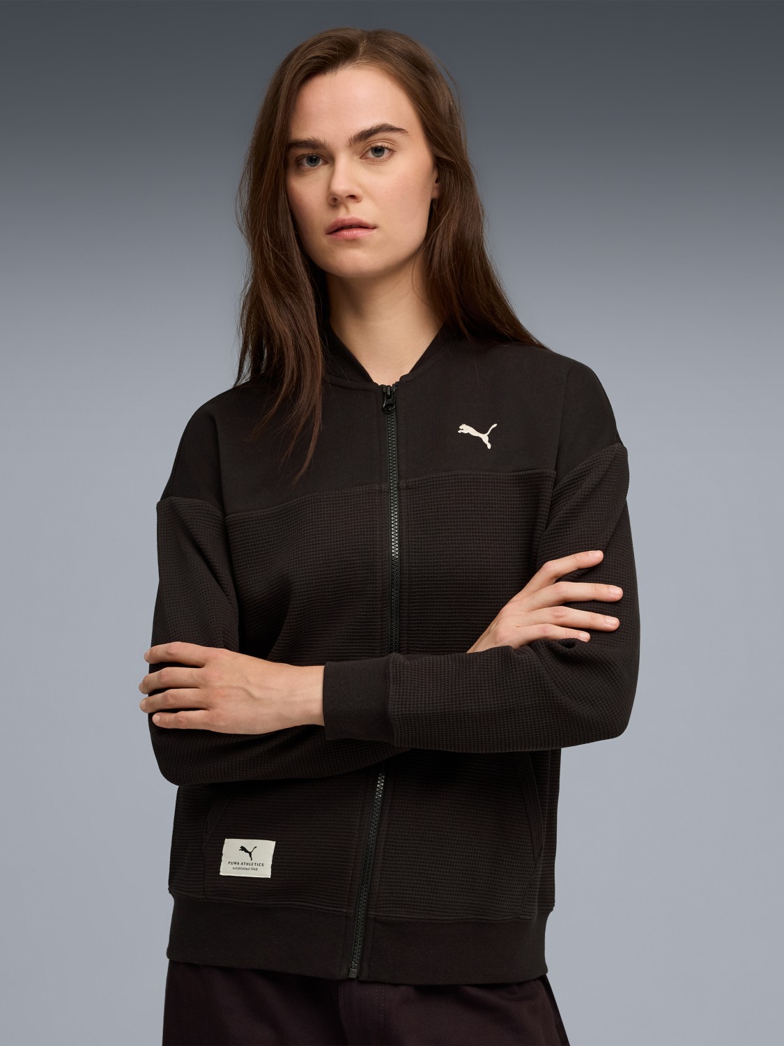 Толстовка жіноча Puma CLASS Relaxed Pinnacle Full-Zip Jacket TR чорна 68812801 изображение 2