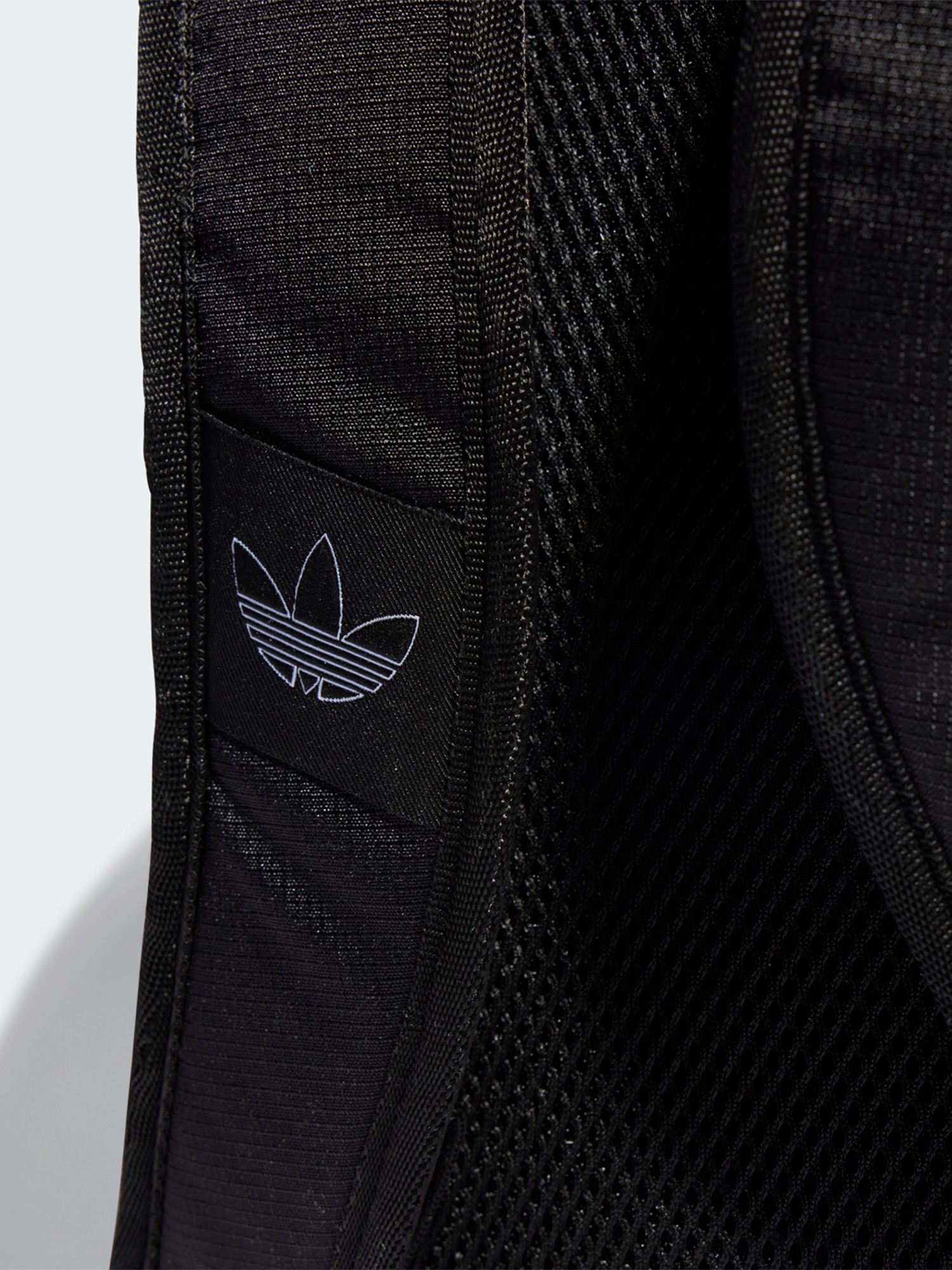 Рюкзак  Adidas ADICOLOR BACKPK чорний IT7602 изображение 6