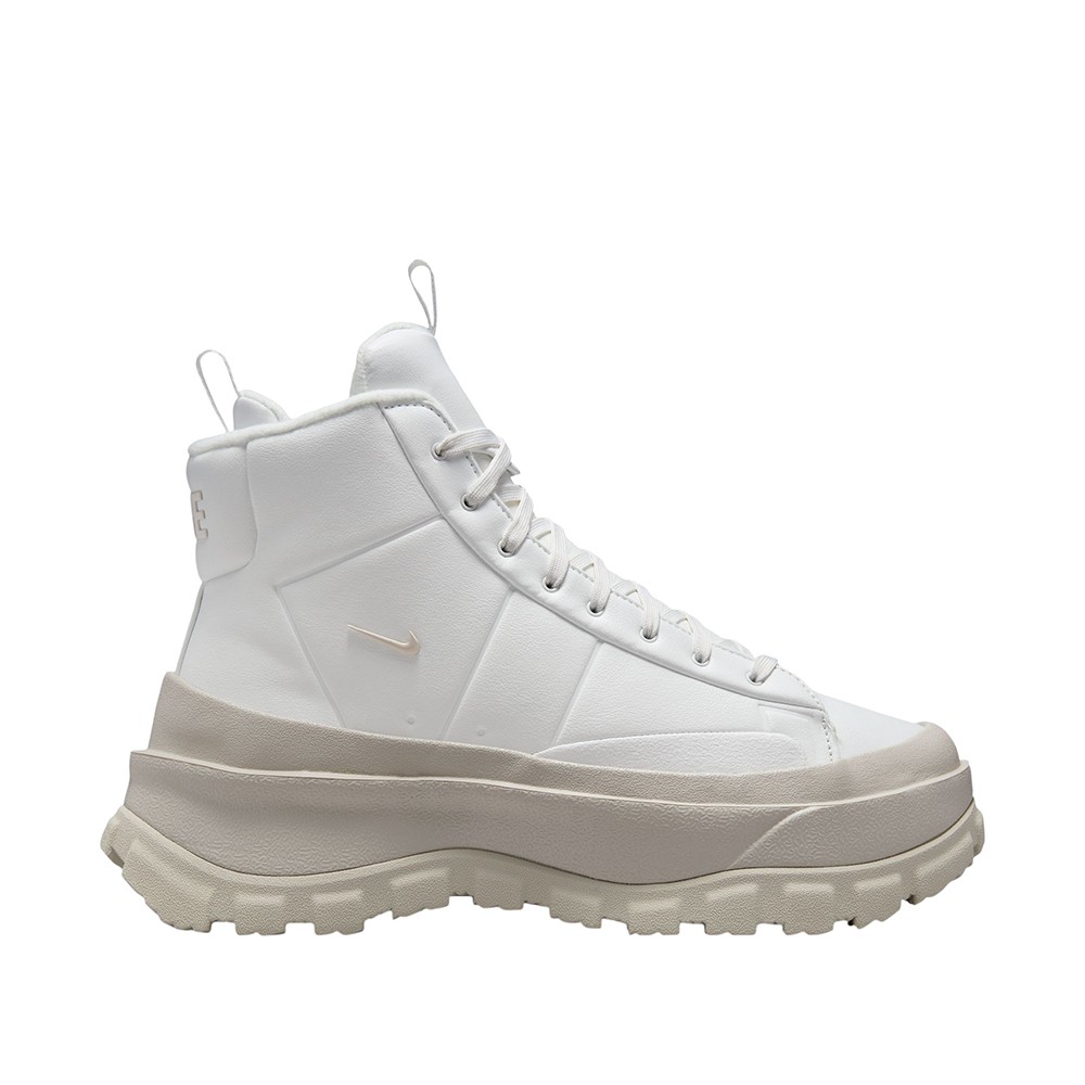 Ботинки женские Nike W BLAZER ROAM MID белые FQ9065-100