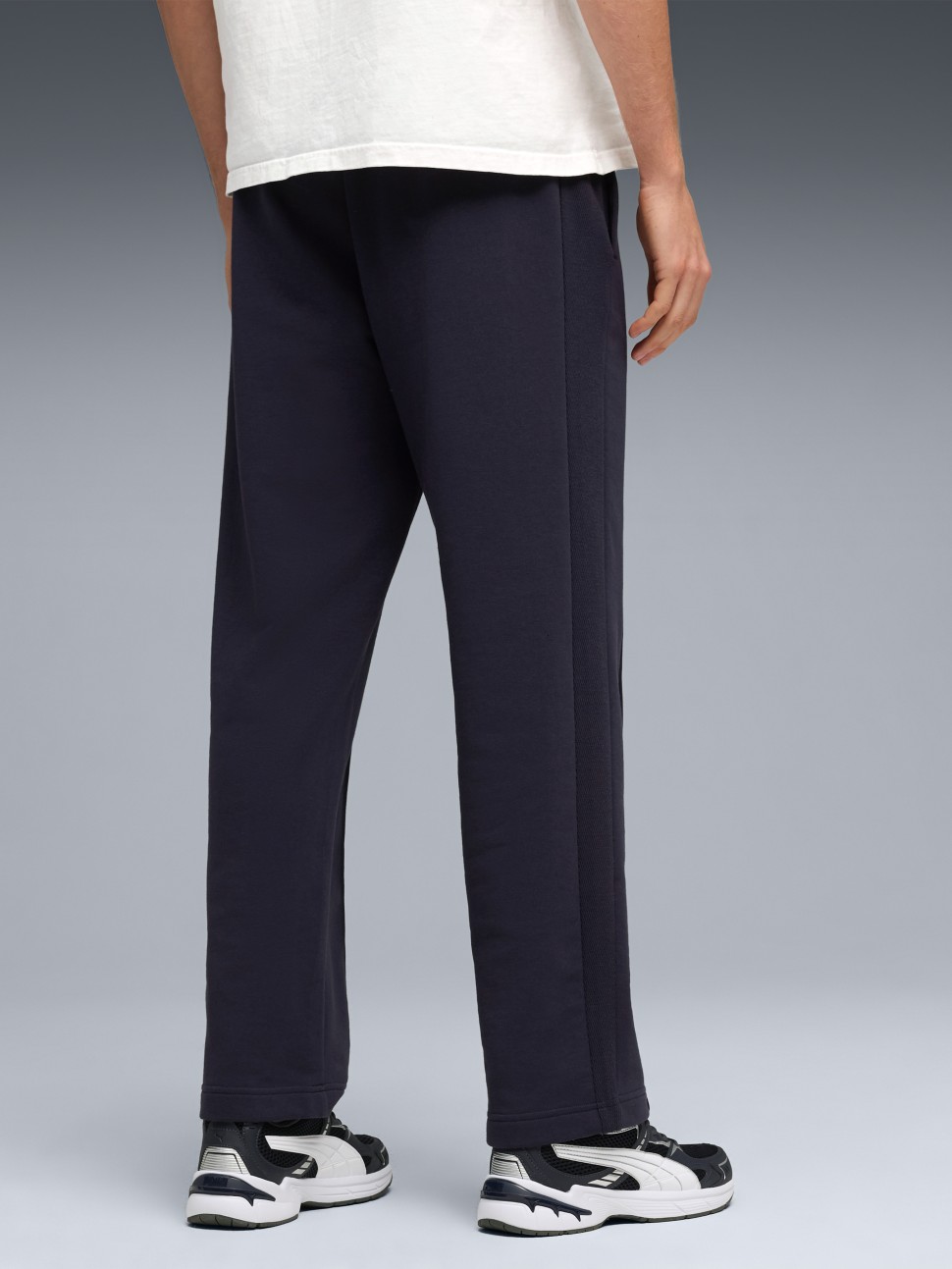 Брюки мужские Puma CLASS Relaxed Pinnacle Track Pants TR темно-синие 69207216 — фото 3