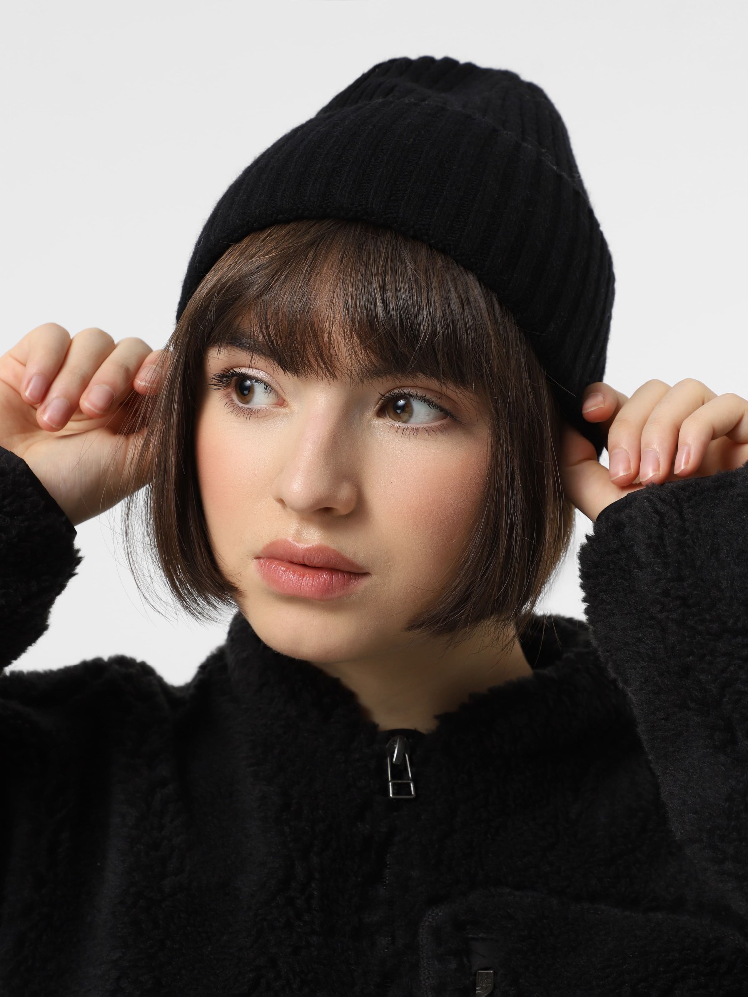 Шапка Larum Yeti черная 182501-010 изображение 5