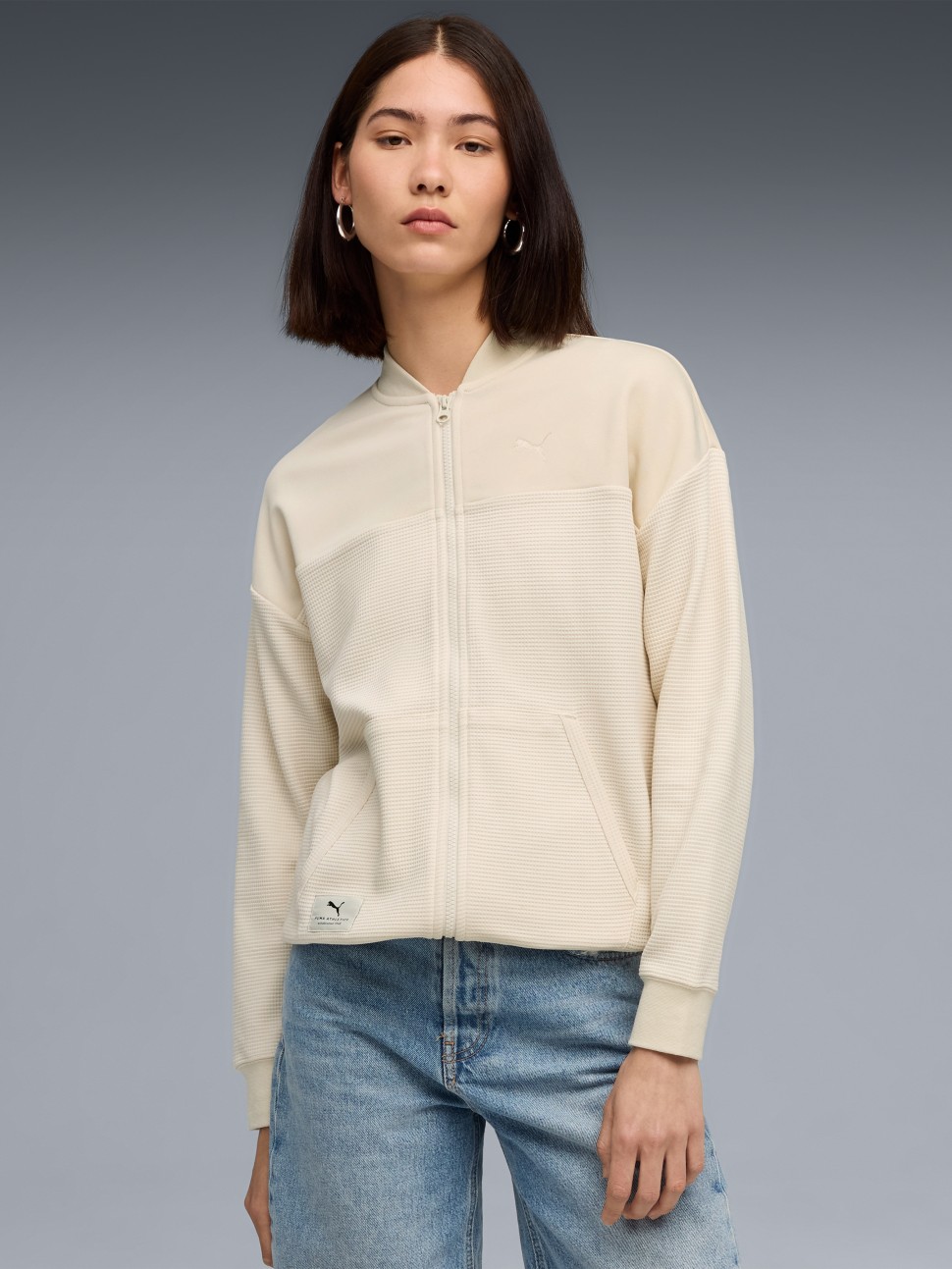 Толстовка жіноча Puma CLASS Relaxed Pinnacle Full-Zip Jacket TR молочна 68812887 — фото 2