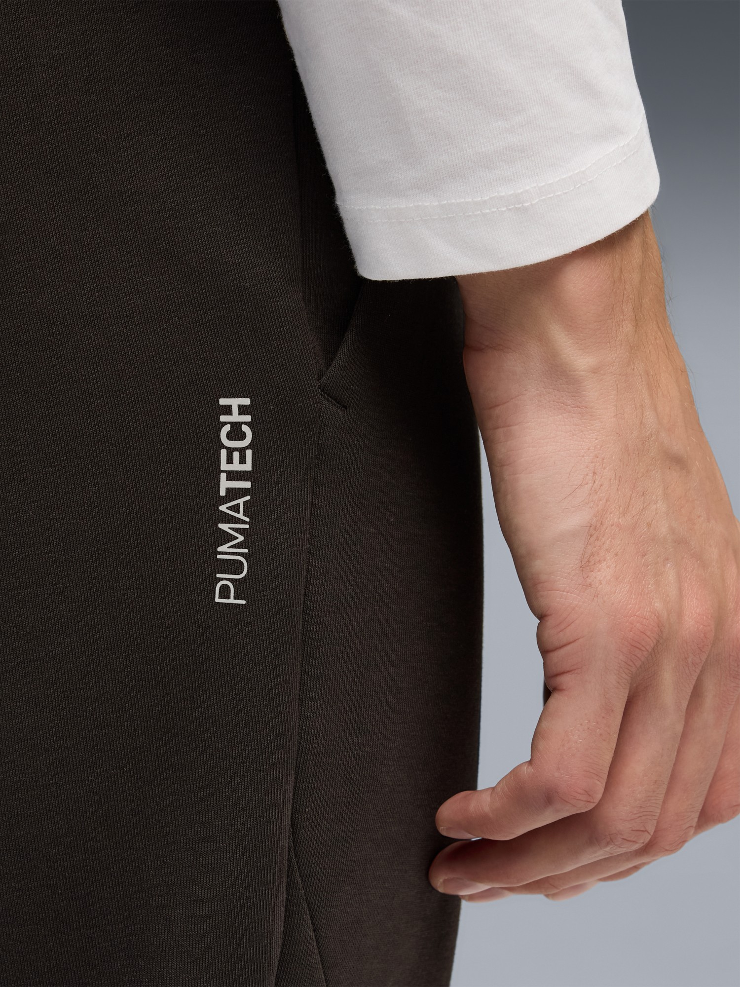 Брюки мужские Puma TECH Pants DK cl черные 69218301 изображение 5