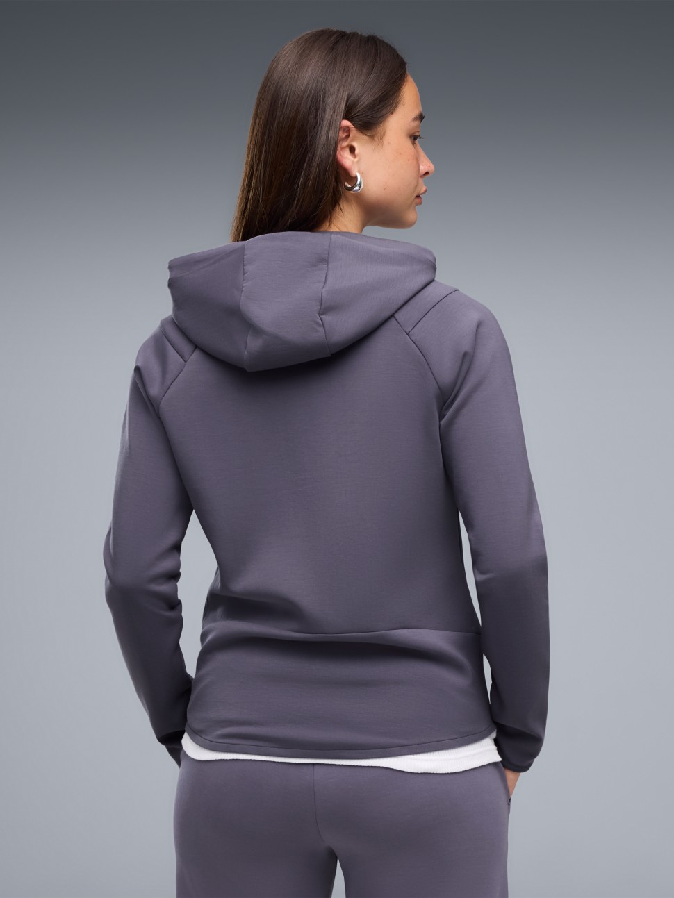 Толстовка жіноча Puma TECH SENSE Full-Zip Jacket DK фіолетова 69403935 — фото 3 — Sport City Толстовка жіноча Puma TECH SENSE Full-Zip Jacket DK фіолетова 69403935 — фото 3
