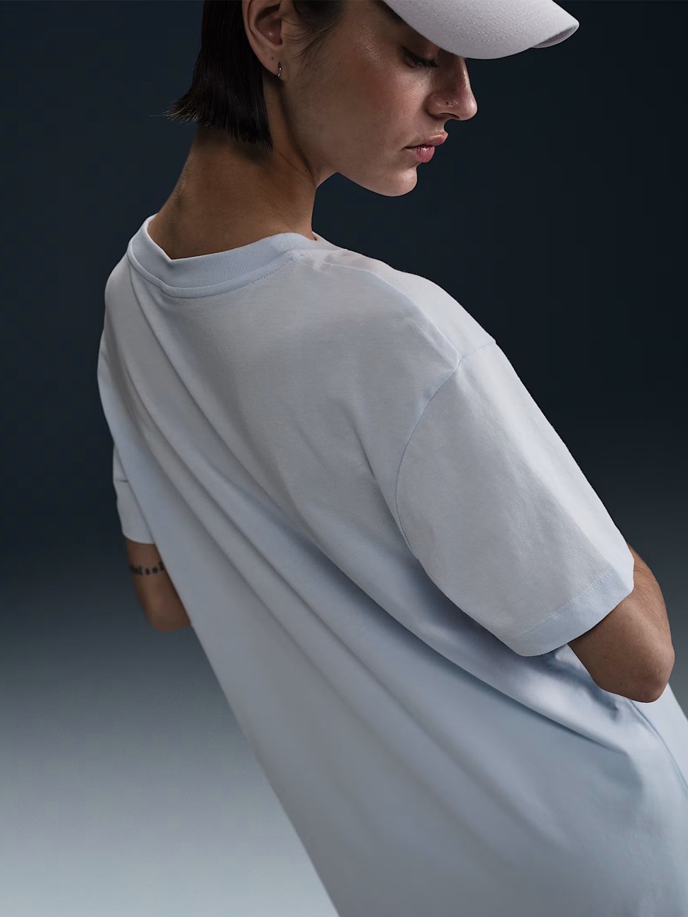 Сукня жіноча Nike W NSW ESSNTL SS DRESS TSHRT блакитна DV7882-423 — фото 4