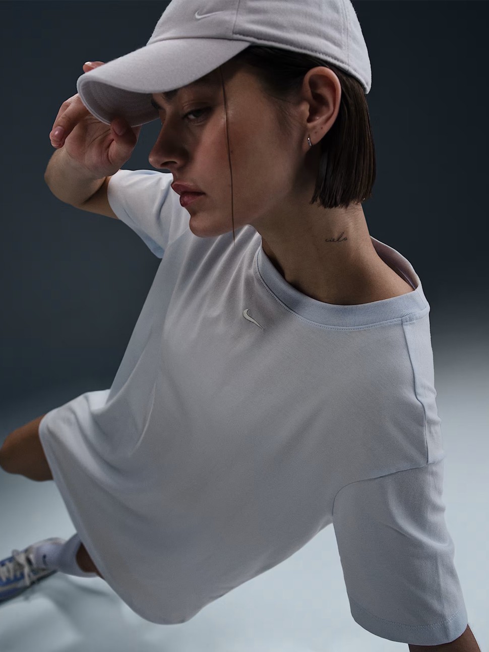 Сукня жіноча Nike W NSW ESSNTL SS DRESS TSHRT блакитна DV7882-423 — фото 6