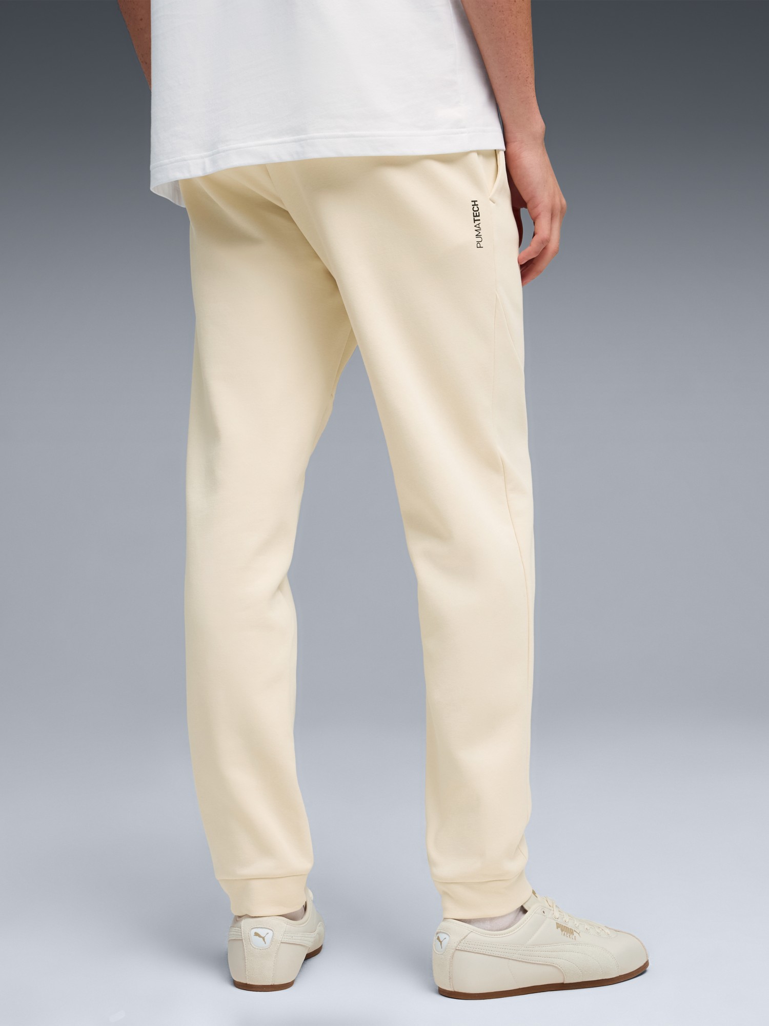 Брюки мужские Puma TECH Pants DK cl молочные 69218387 изображение 3