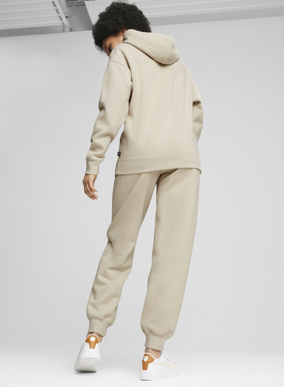 Костюм жіночий Puma Loungewear Tracksuit FL бежевий 68309168 — фото 3