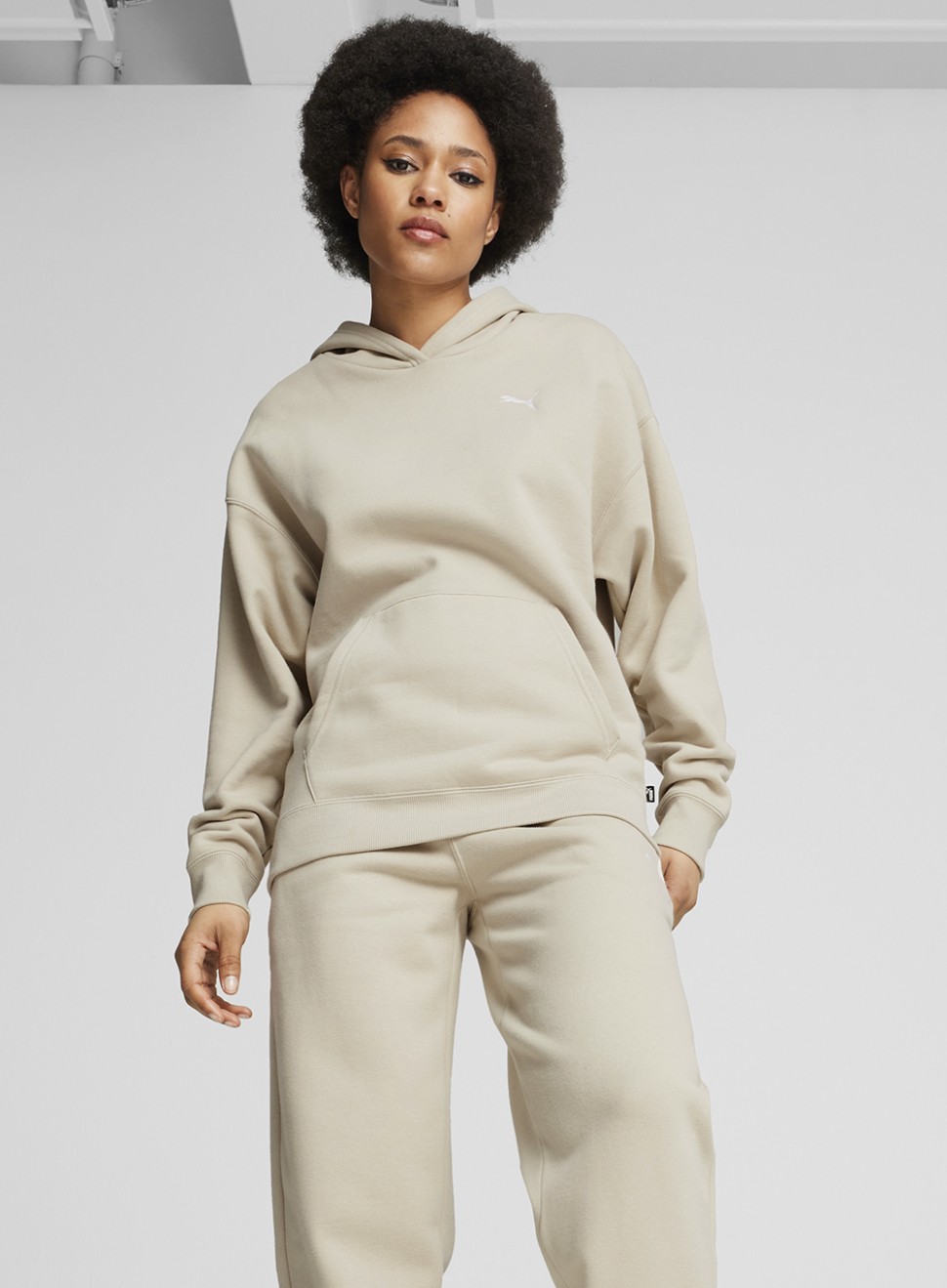 Костюм жіночий Puma Loungewear Tracksuit FL бежевий 68309168 — фото 4