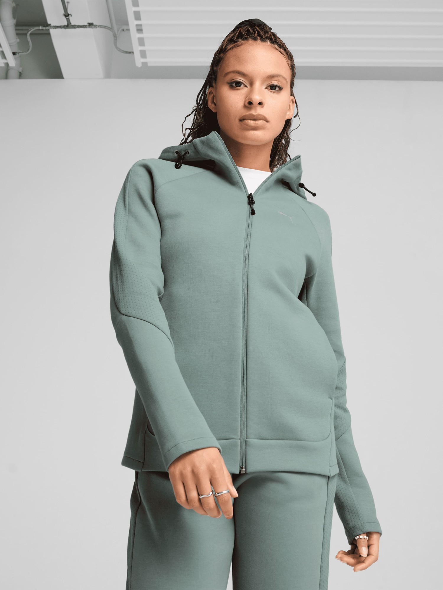 Толстовка жіноча Puma EVOSTRIPE Full-Zip Hoodie зелена 68505030 изображение 2