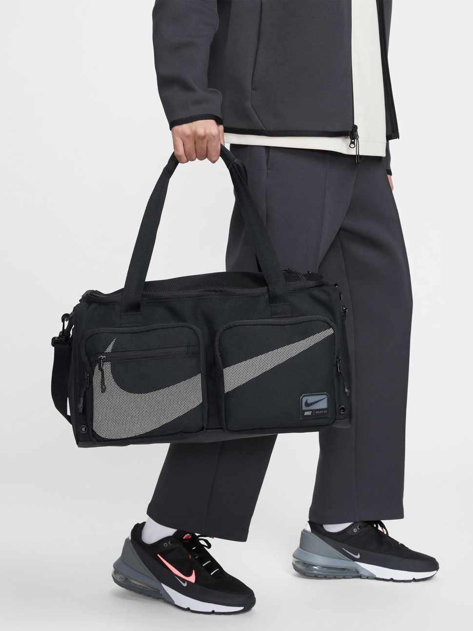 Сумка  Nike NK UTLTY S PWR DUFF - 2.0 GFX чорна HF0654-010 — фото 9