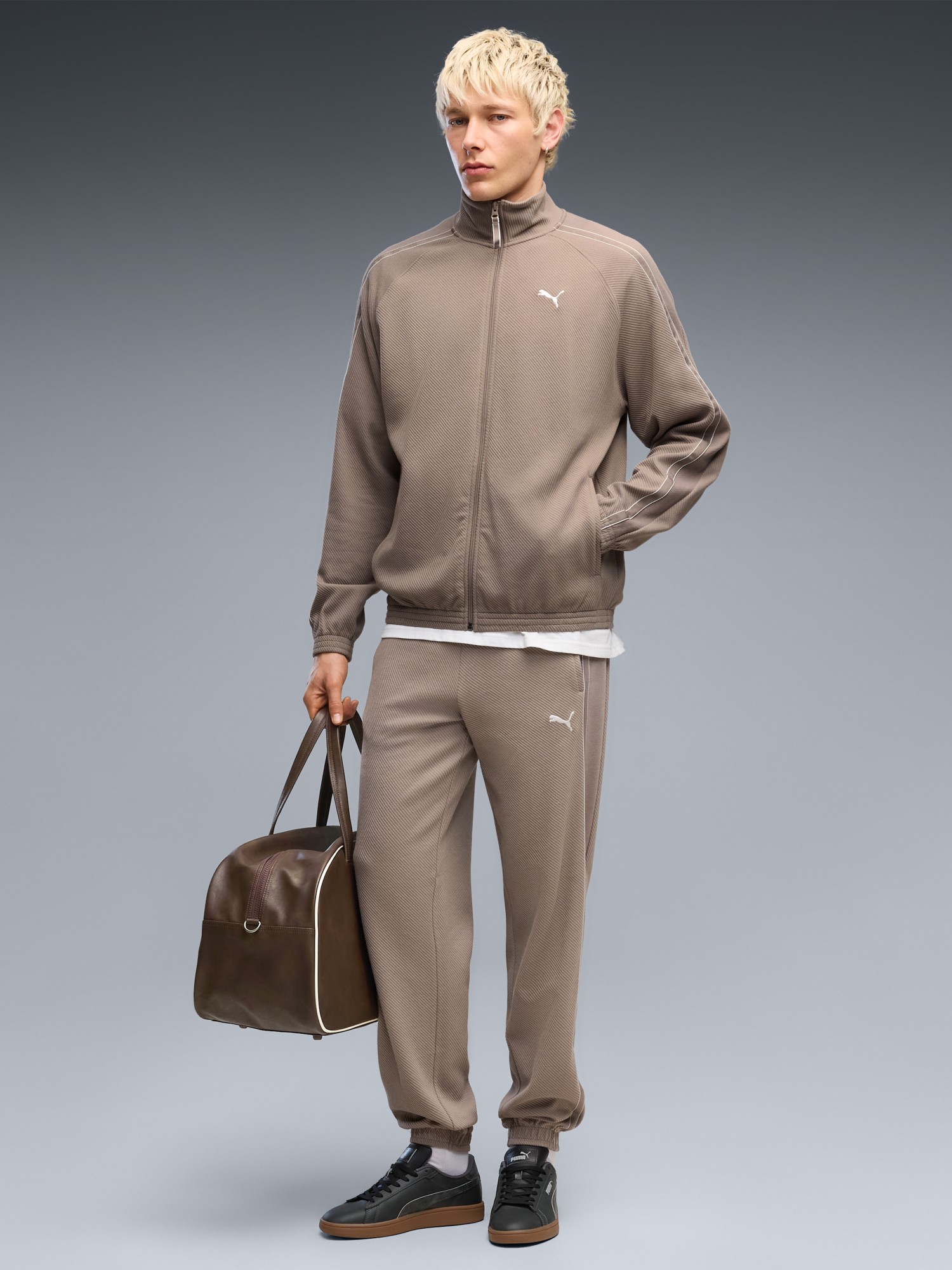 Толстовка мужская Puma CLASS Relaxed Material Track Jacket бежевая 69429881 изображение 4