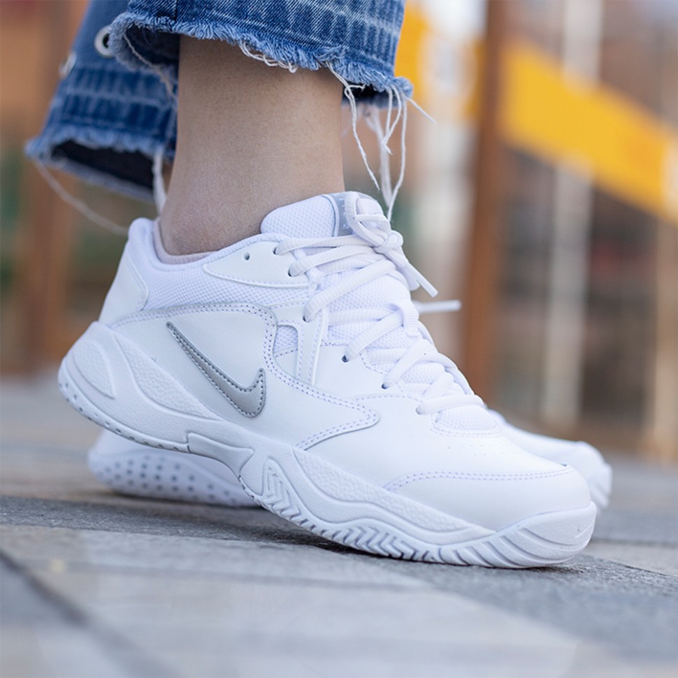 Кросівки жіночі Nike Wmns Nike Court Lite 2 білі AR8838-101  — фото 7