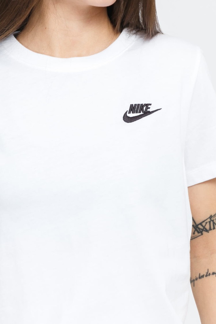 Футболка женская Nike W Nsw Club Tee белая DN2393-100 изображение 4
