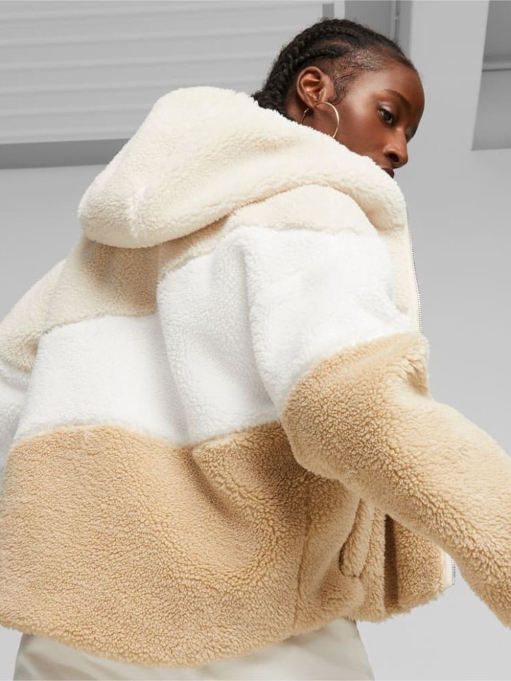 Куртка женская Puma Big Cat Hooded Sherpa Jacket бежевая 67537087 изображение 3