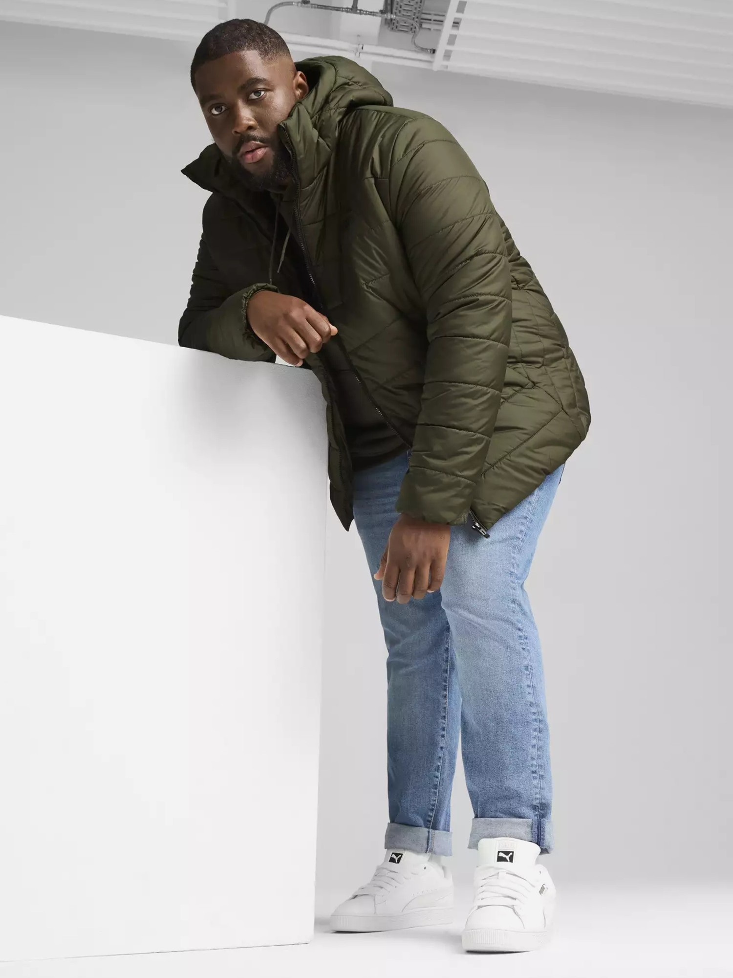 Куртка мужская Puma ESS Hooded Padded Jacket оливковая 84893870 изображение 5