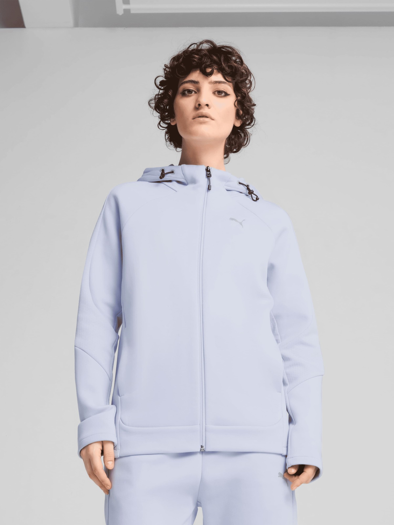 Толстовка жіноча Puma EVOSTRIPE Full-Zip Hoodie блакитна 68505047 изображение 2