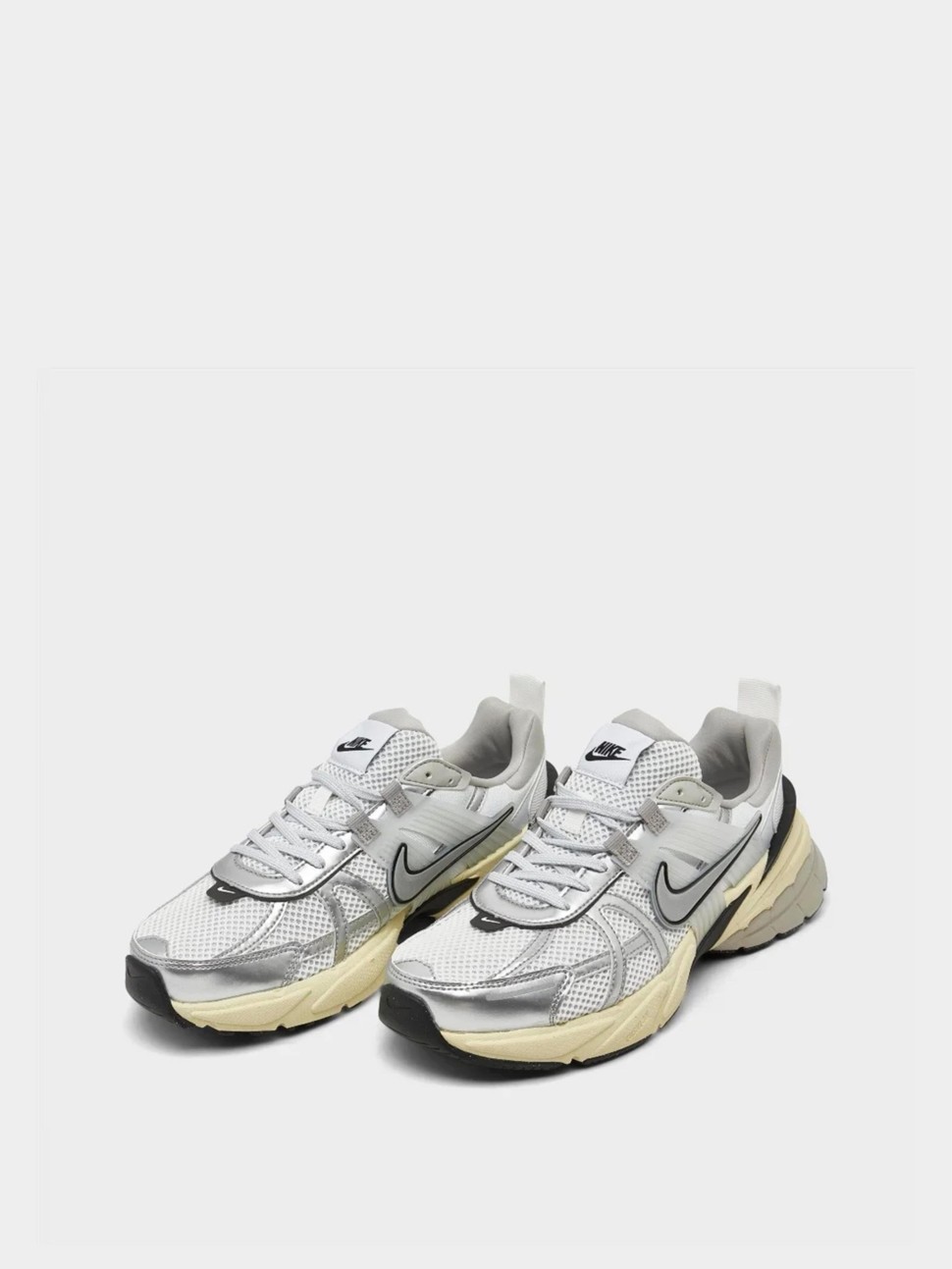 Кросівки жіночі Nike W NIKE V2K RUN сірі FD0736-100 — фото 3