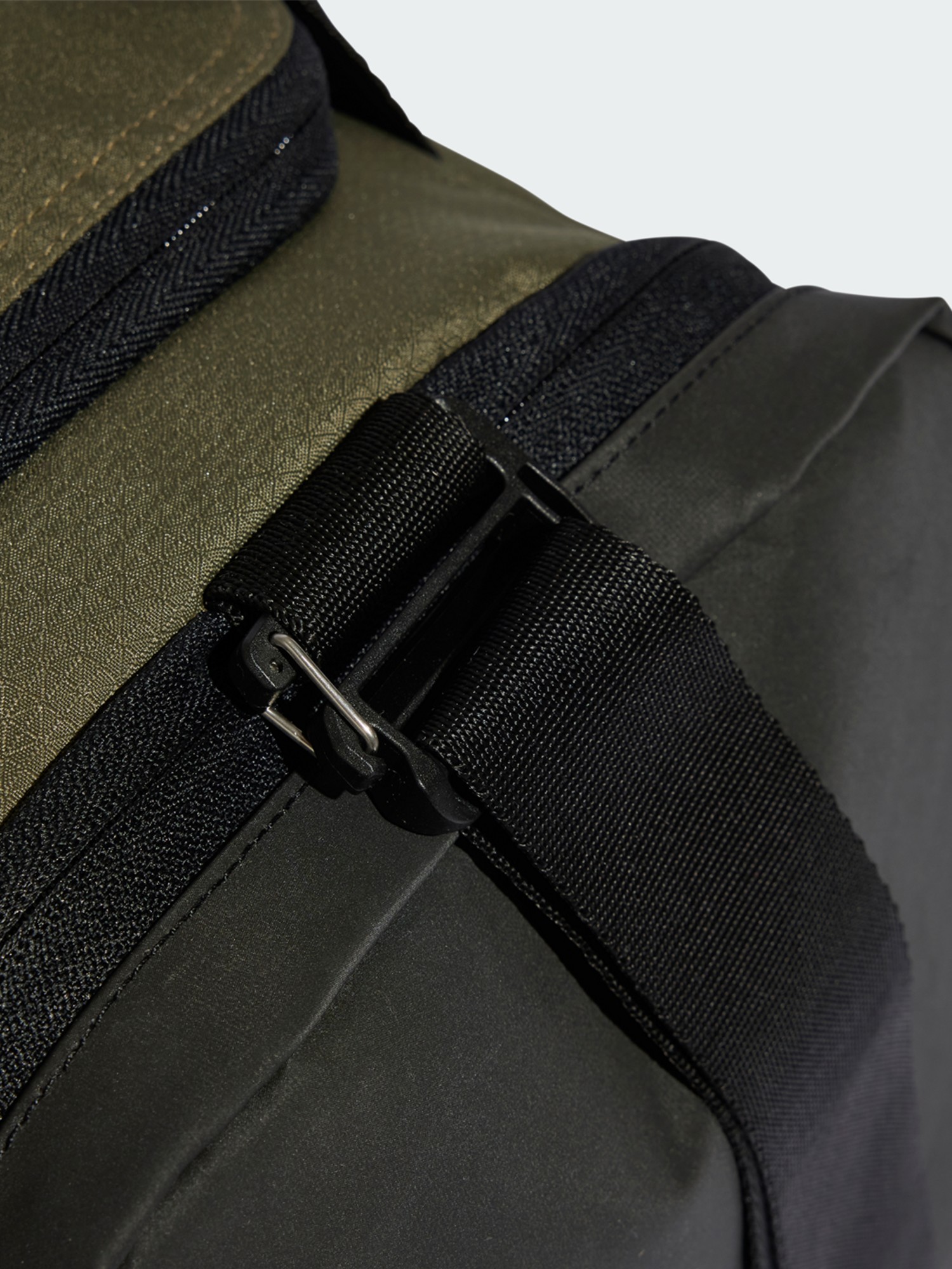 Сумка  Adidas TR DUFFLE S оливкова IZ1907 изображение 6