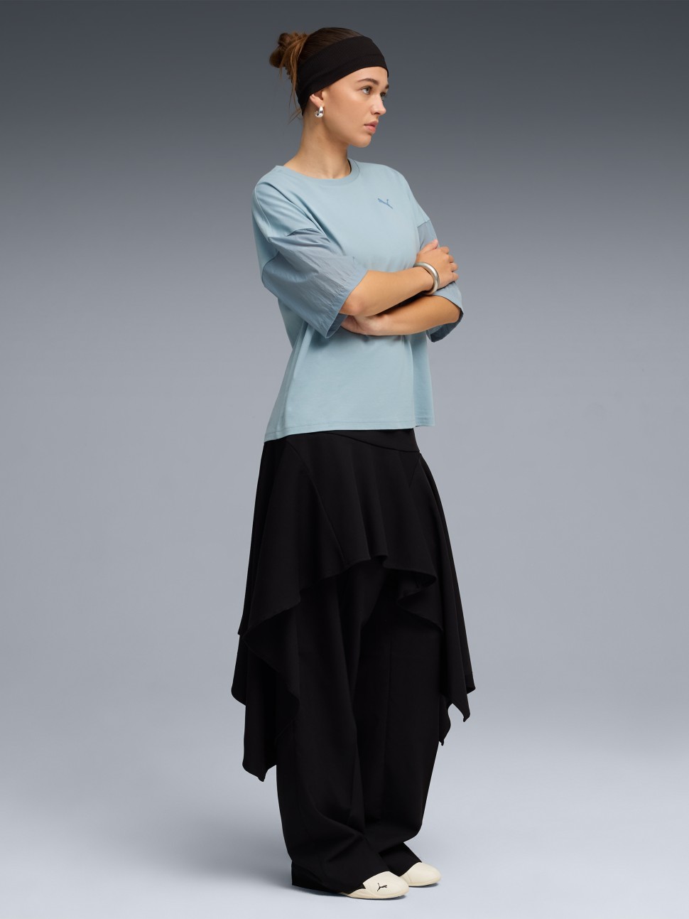 Футболка жіноча Puma HER Oversized Tee блакитна 69188347 — фото 4 — Sport City Футболка жіноча Puma HER Oversized Tee блакитна 69188347 — фото 4