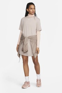 Сукня жіноча Nike W NSW ESSNTL SS DRESS TSHRT бежева DV7882-272 изображение 3
