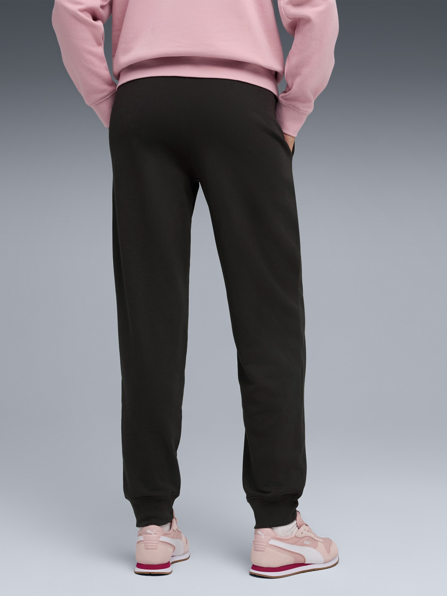 Штани жіночі Puma CLASS Comfort Sweatpants TR чорні 68813501 изображение 3