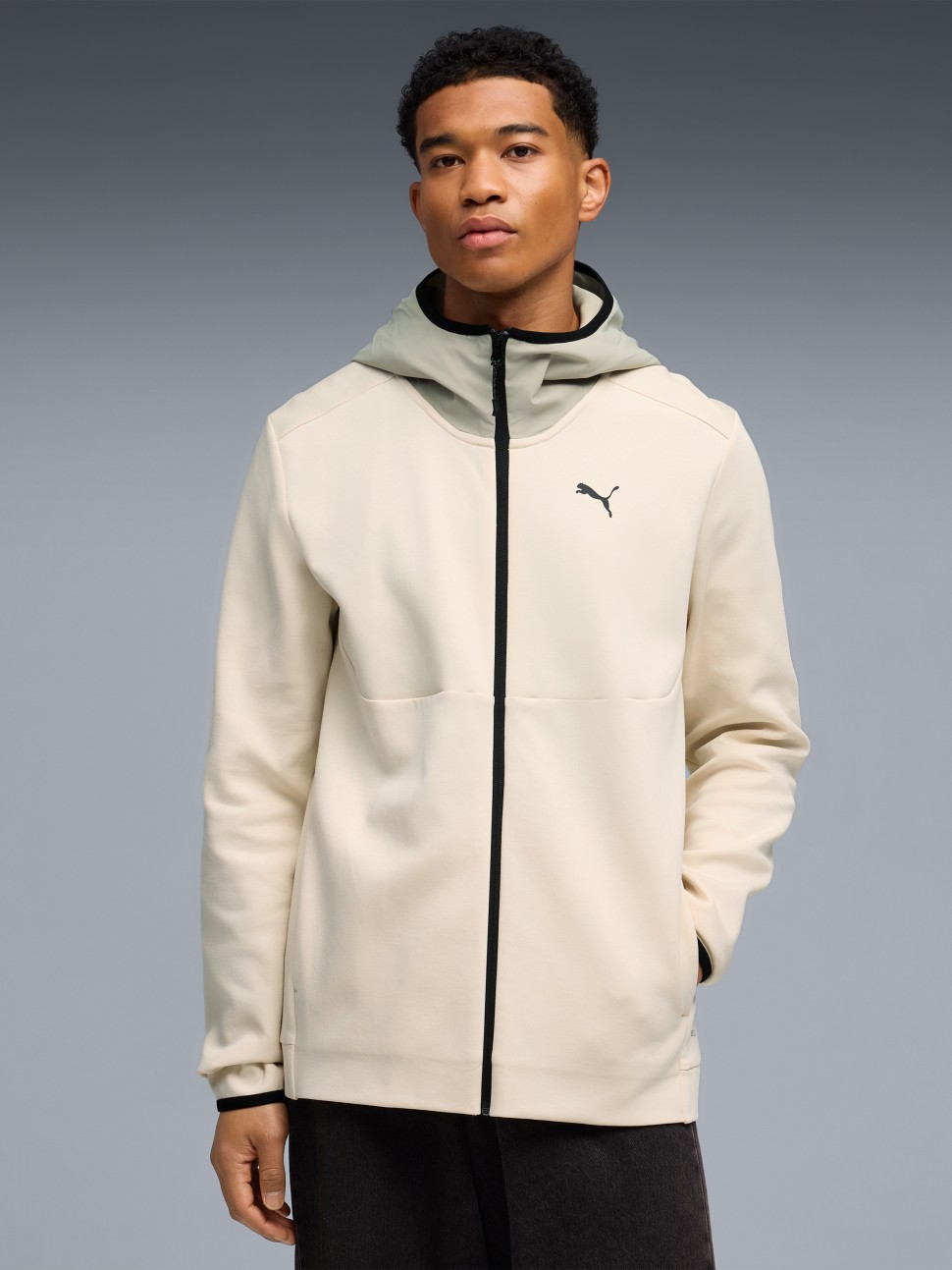 Толстовка чоловіча Puma TECH Full-Zip Hoodie DK молочна 69218587 — фото 2 — Sport City Толстовка чоловіча Puma TECH Full-Zip Hoodie DK молочна 69218587 — фото 2
