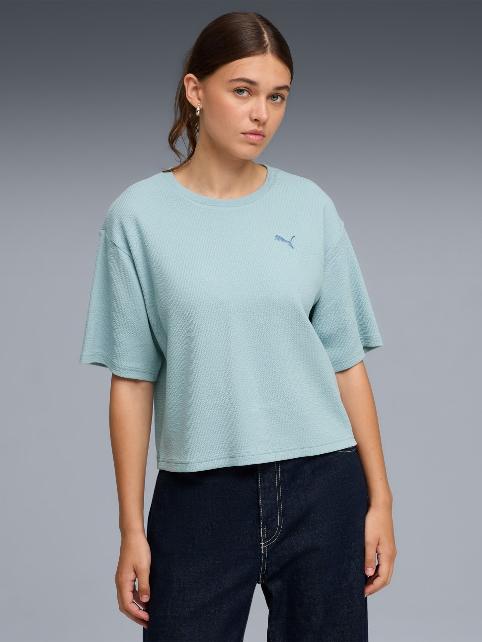 Футболка жіноча Puma ESS ELEVATED Relaxed Tee блакитна 69181347 — фото 2
