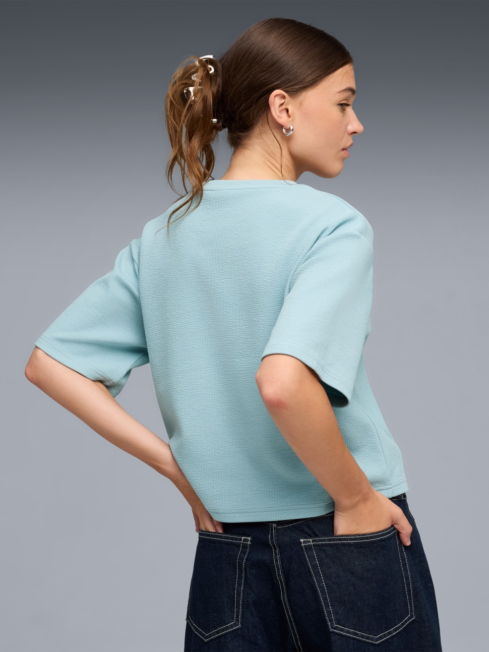 Футболка жіноча Puma ESS ELEVATED Relaxed Tee блакитна 69181347 — фото 3