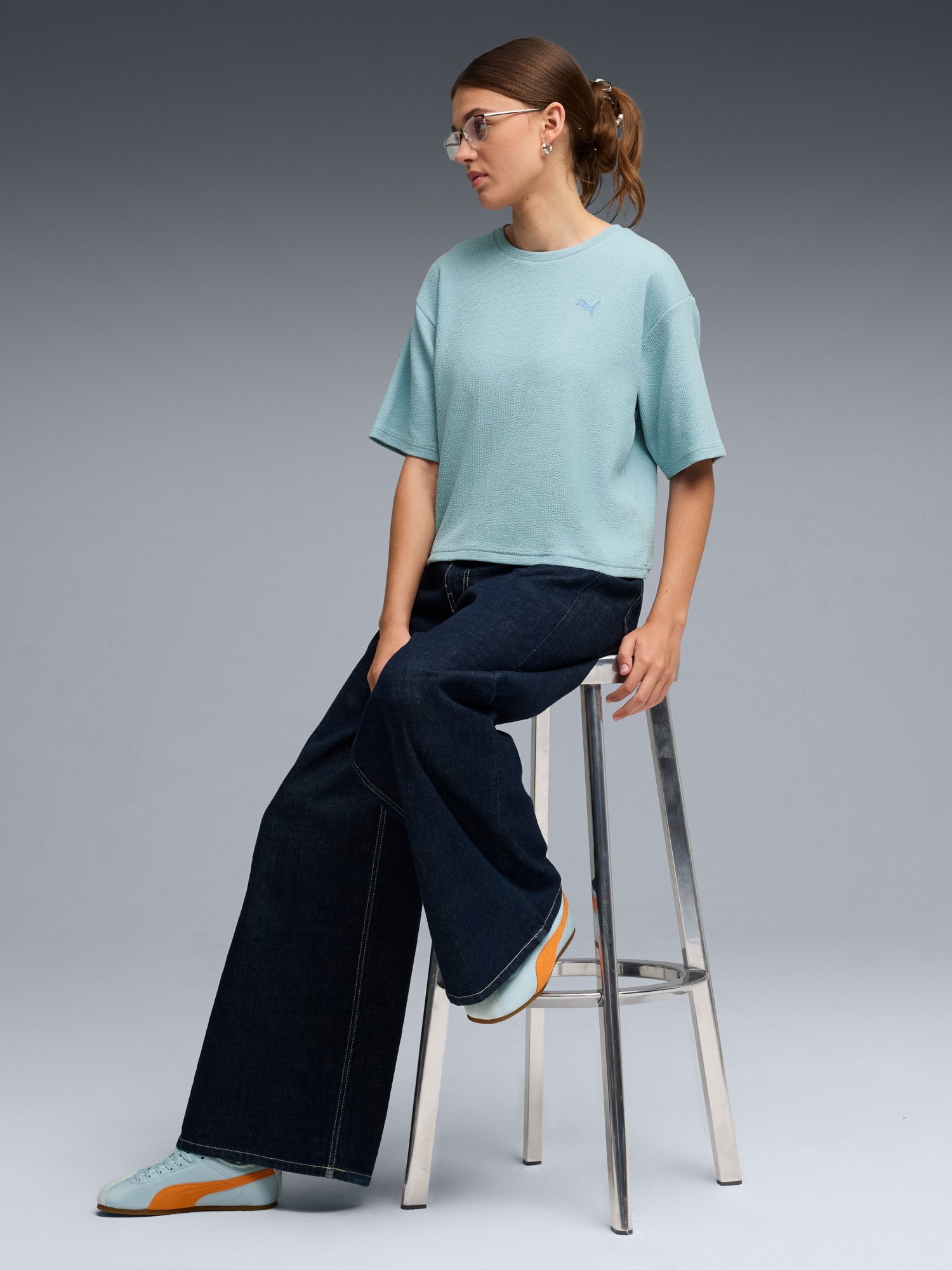 Футболка женская Puma ESS ELEVATED Relaxed Tee голубая 69181347 изображение 4