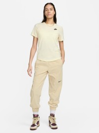 Футболка жіноча Nike W NSW CLUB SS TEE бежева DX7902-113 изображение 4