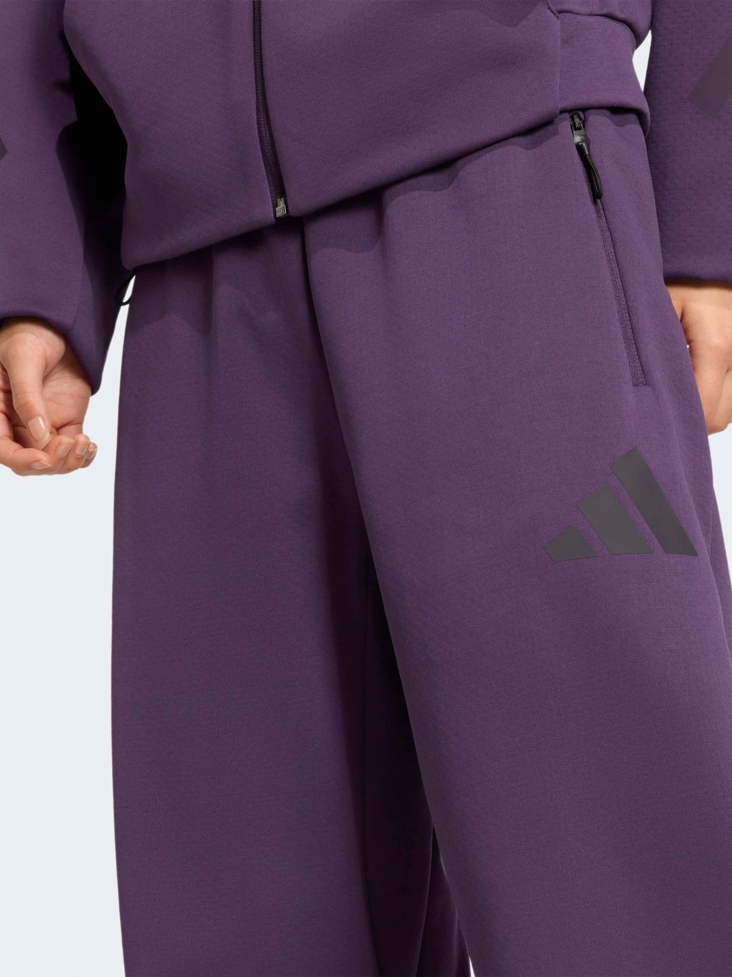 Брюки женские Adidas W Z.N.E. BAR PT фиолетовые KB9441 изображение 5