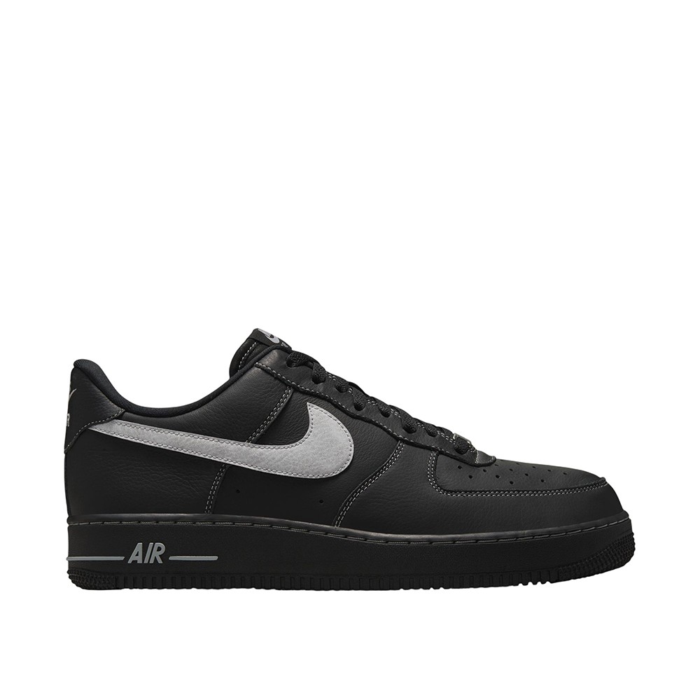 Кроссовки мужские Nike AIR FORCE 1 07 LV8 черные HQ2037-006