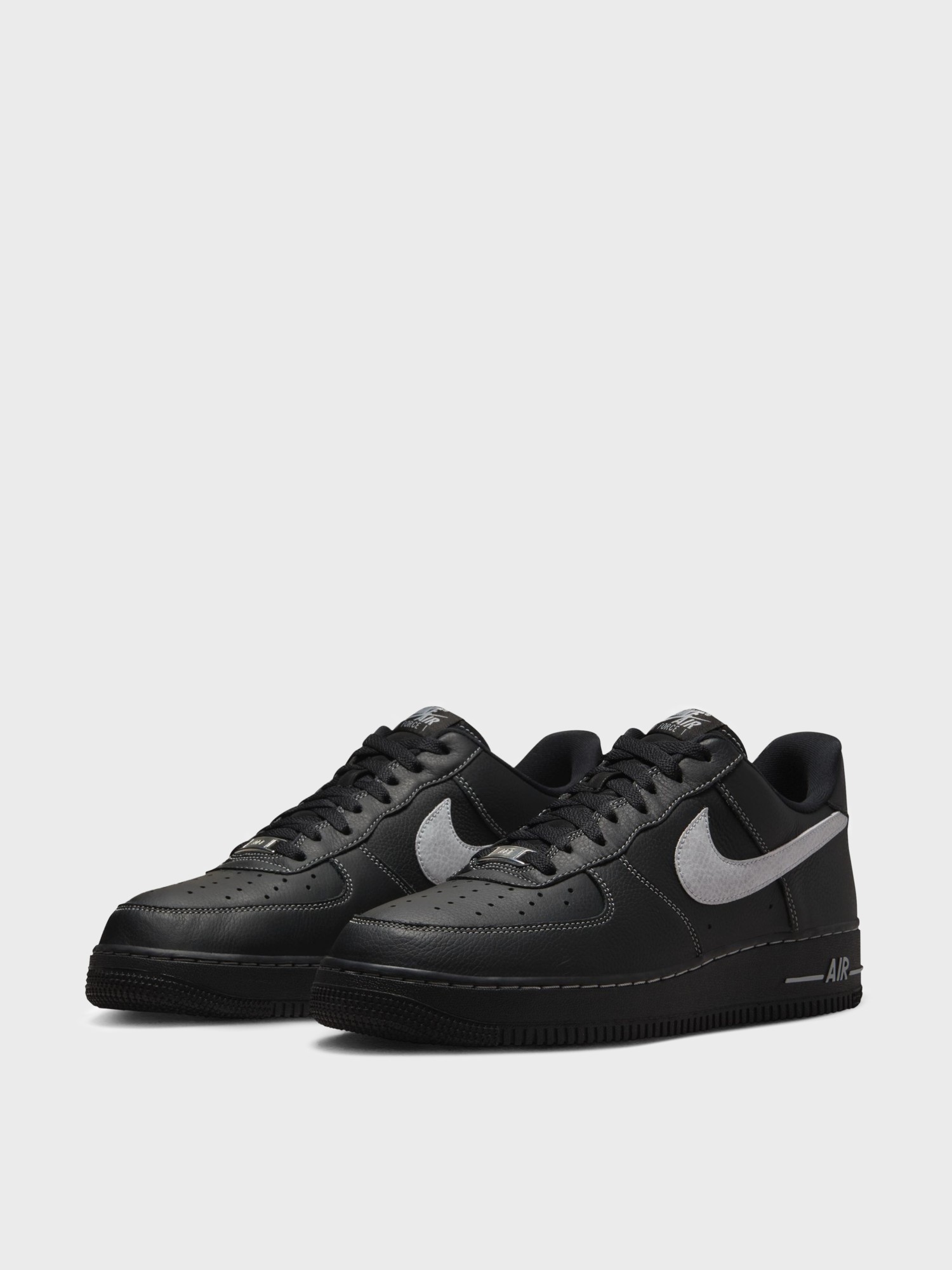 Кроссовки мужские Nike AIR FORCE 1 07 LV8 черные HQ2037-006 изображение 3
