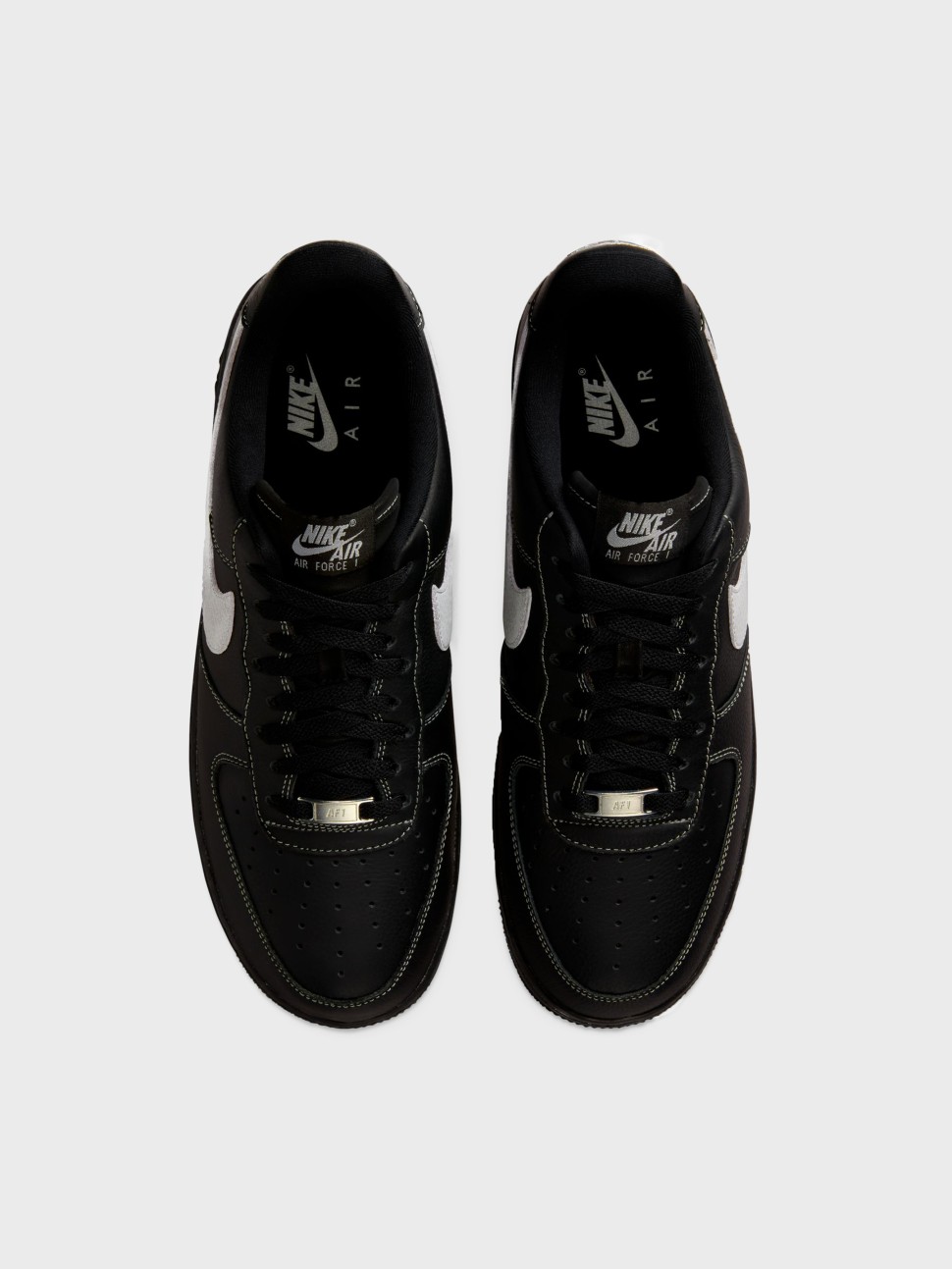 Кроссовки мужские Nike AIR FORCE 1 07 LV8 черные HQ2037-006 — фото 6 — Sport City Кроссовки мужские Nike AIR FORCE 1 07 LV8 черные HQ2037-006 — фото 6