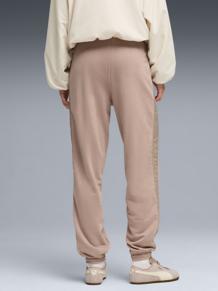 Штани жіночі Puma HER Comfort High-Waist Sweatpants TR мокко 69188888 изображение 3