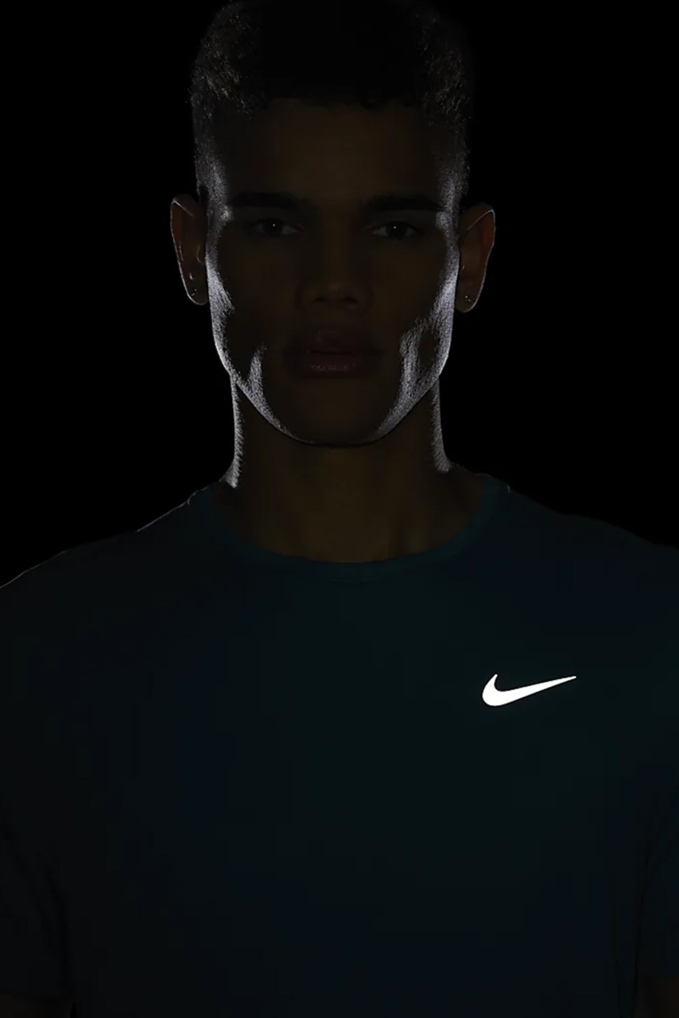 Футболка чоловіча Nike M NK DF UV MILER SS блакитна DV9315-379 — фото 6