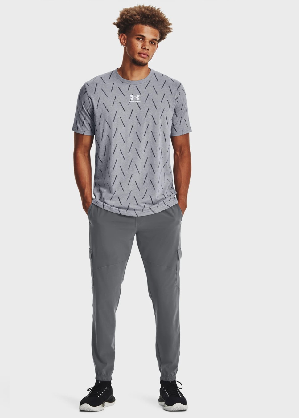 Штани чоловічі Under Armour UA Stretch Woven Cargo Pants сірі 1380358-012 — фото 4