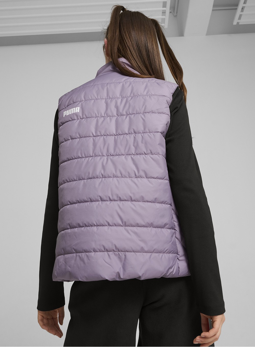 Жилет жіночий Puma ESS Padded Vest фіолетовий 84894130 изображение 3