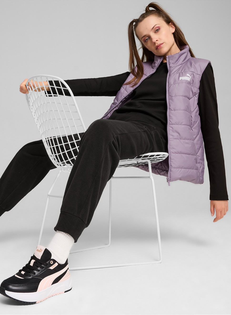 Жилет жіночий Puma ESS Padded Vest фіолетовий 84894130 — фото 4