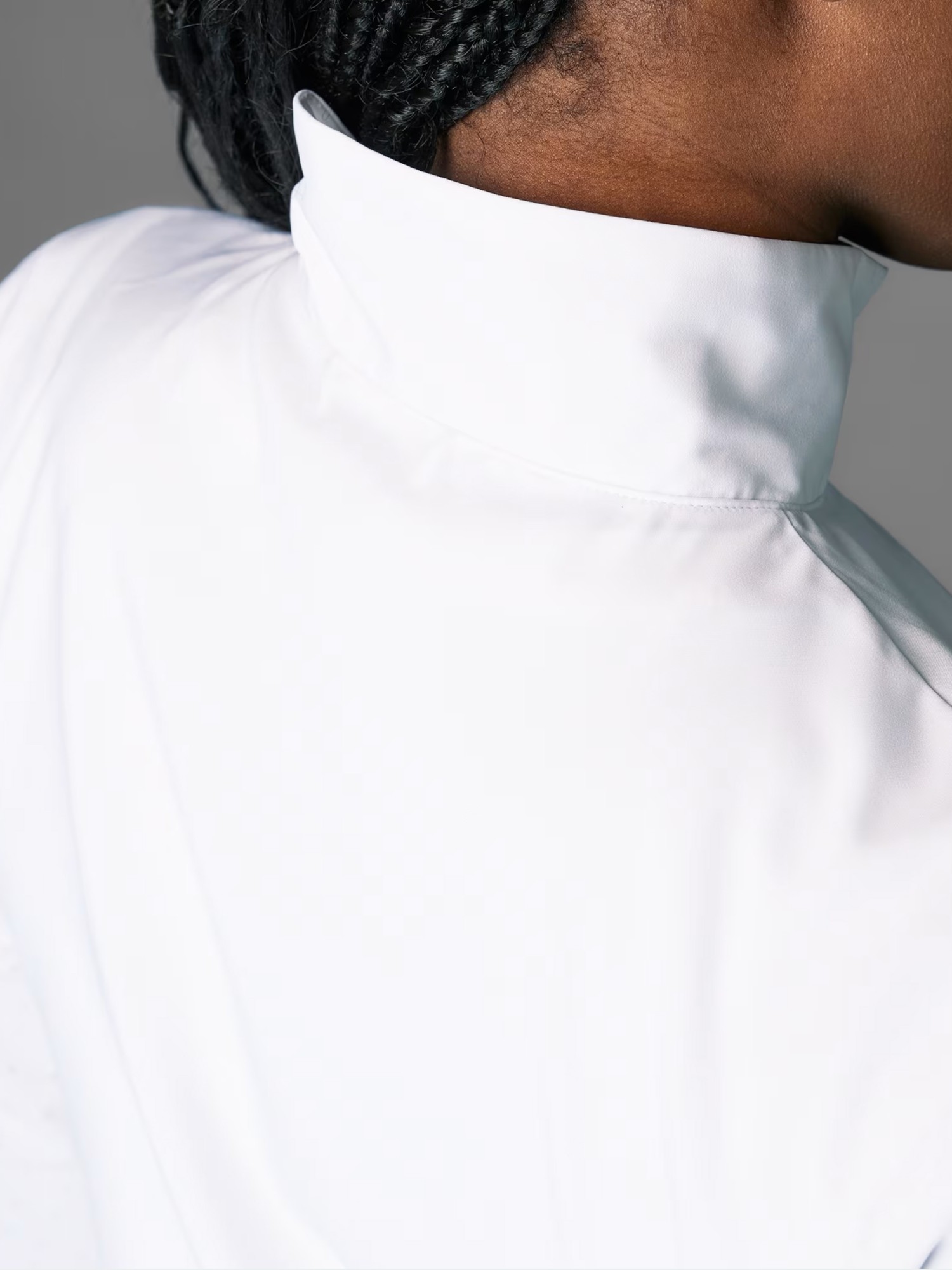 Ветровка женская Adidas ADIZERO E JCKT белая IT7596 изображение 9