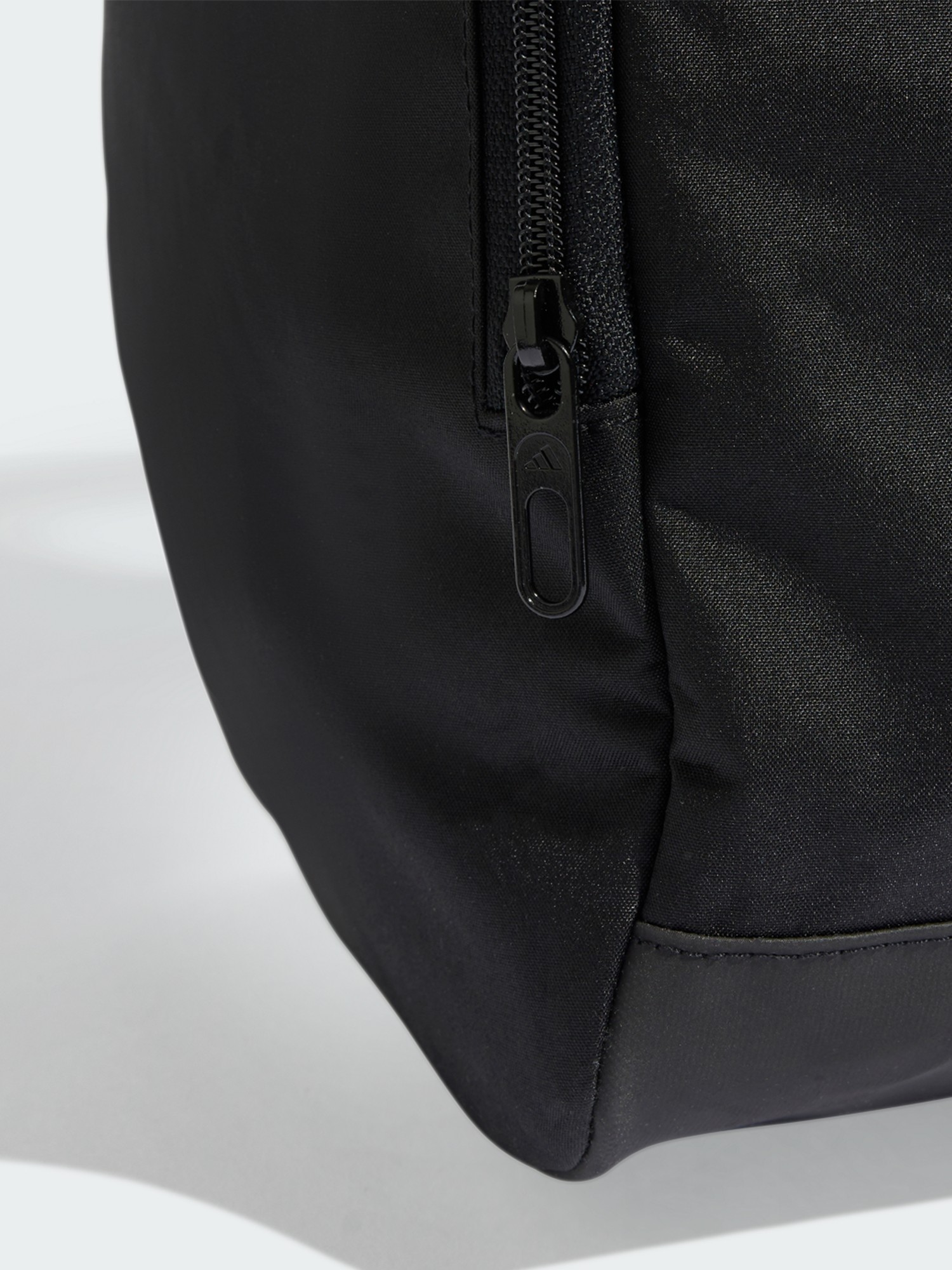 Сумка  Adidas LINEAR DUFFEL M черная JD9555 изображение 5