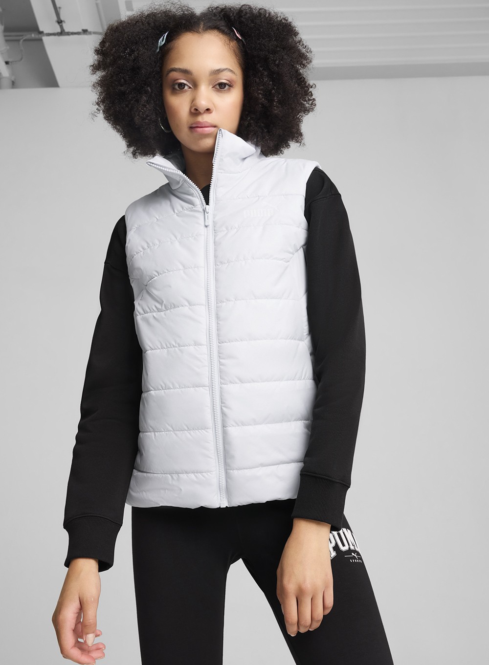 Жилетка женская Puma ESS Padded Vest белая 84894142 изображение 2