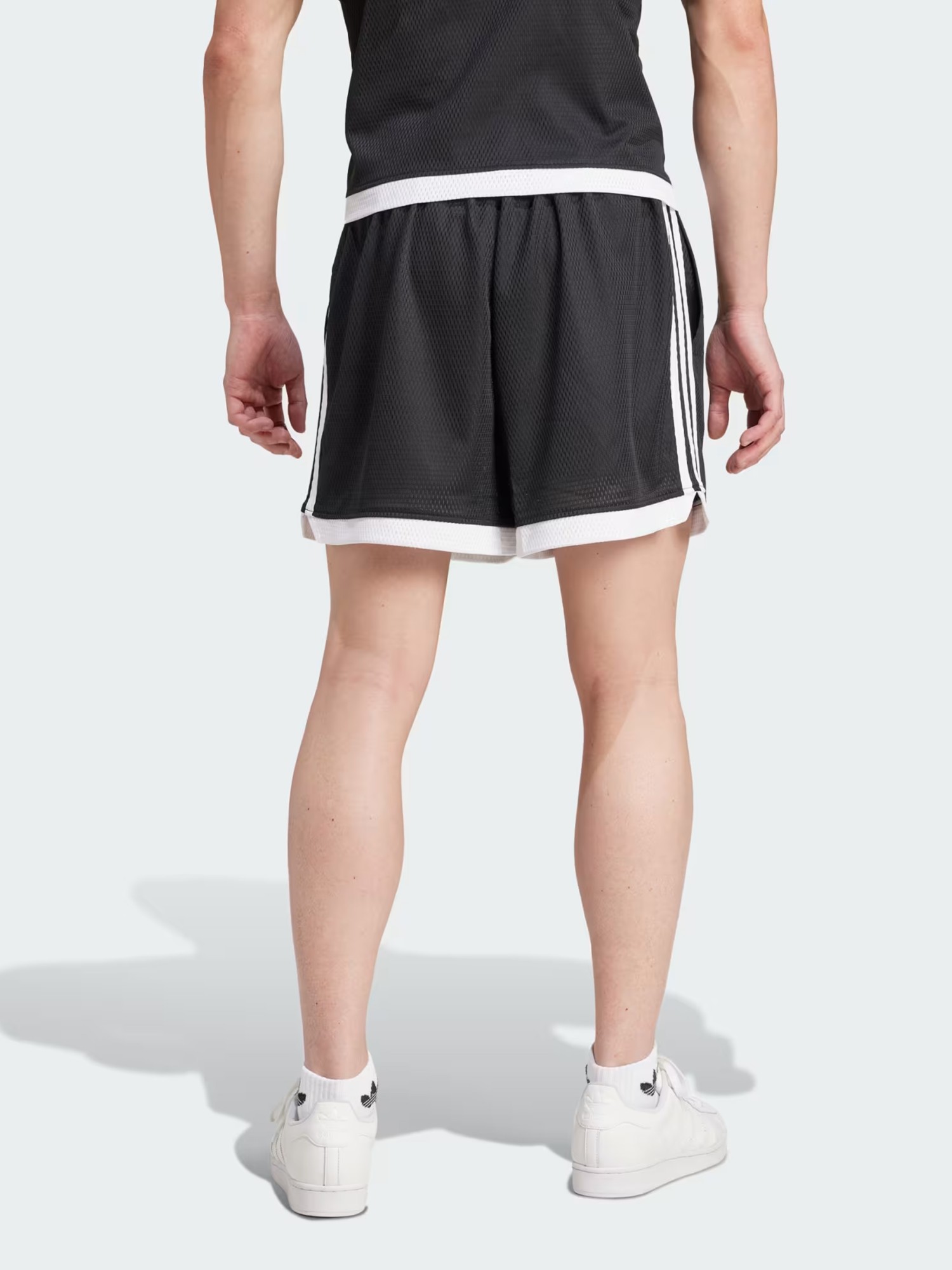 Шорты мужские Adidas Mockeylet short черные IZ4800 изображение 3