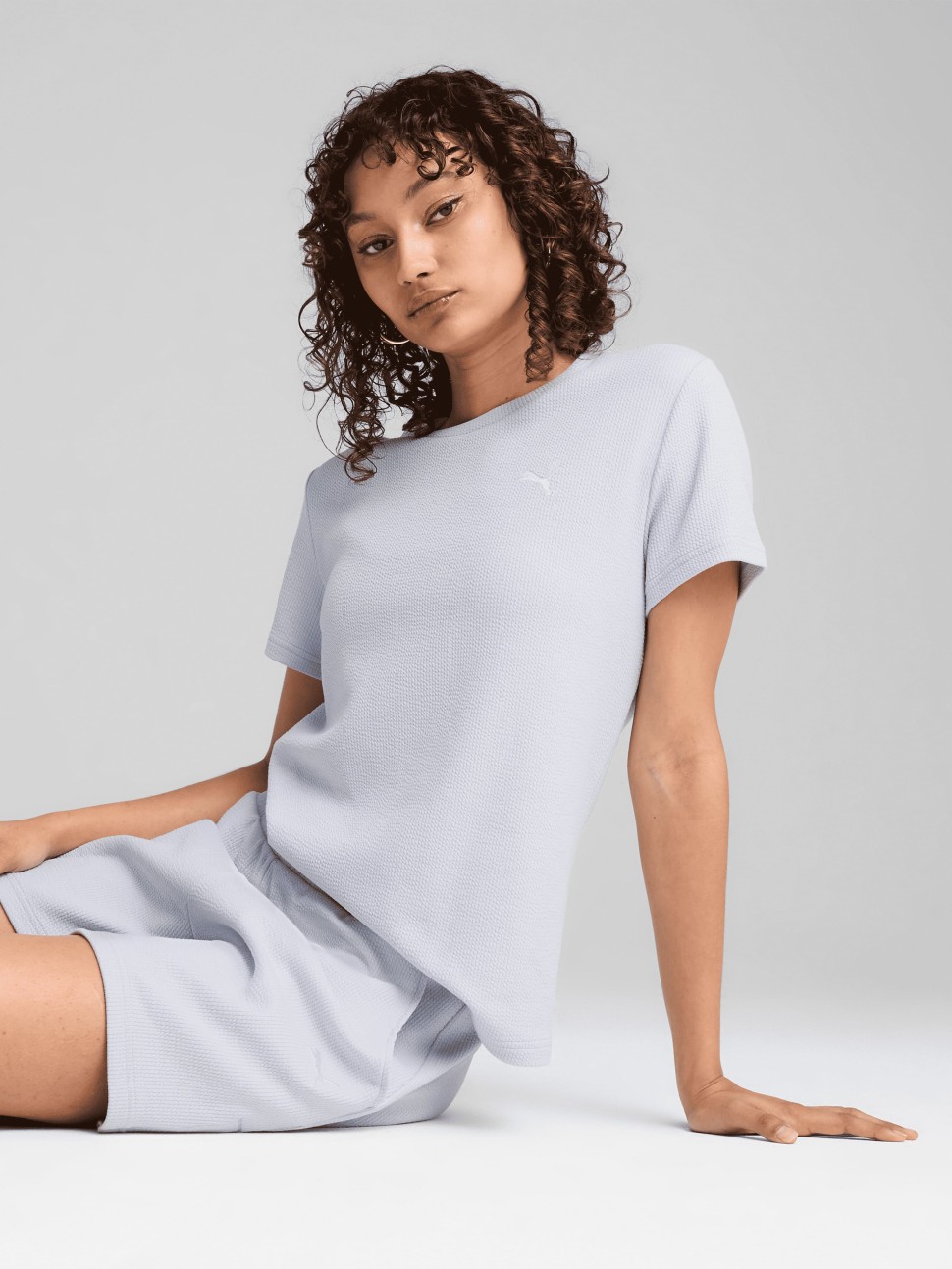 Футболка жіноча Puma HER Tee блакитна 68505347 — фото 4