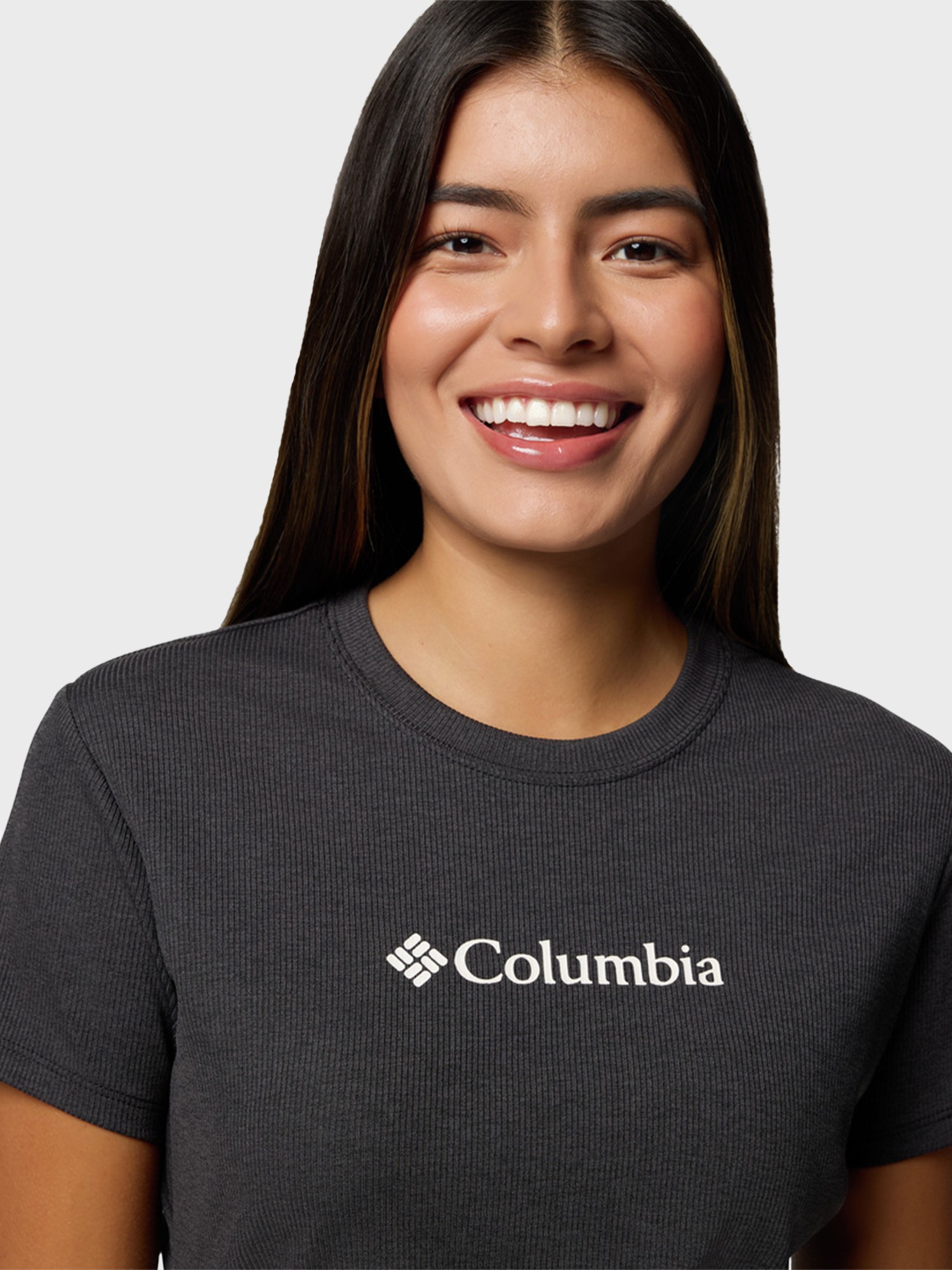 Футболка женская Columbia Columbia Move™ SS Tee черная 2103691-011 изображение 5